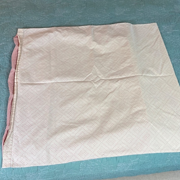 Vintage 30x28" Pillow case with pink calico and eyelet ruffle - Picture 2 of 5